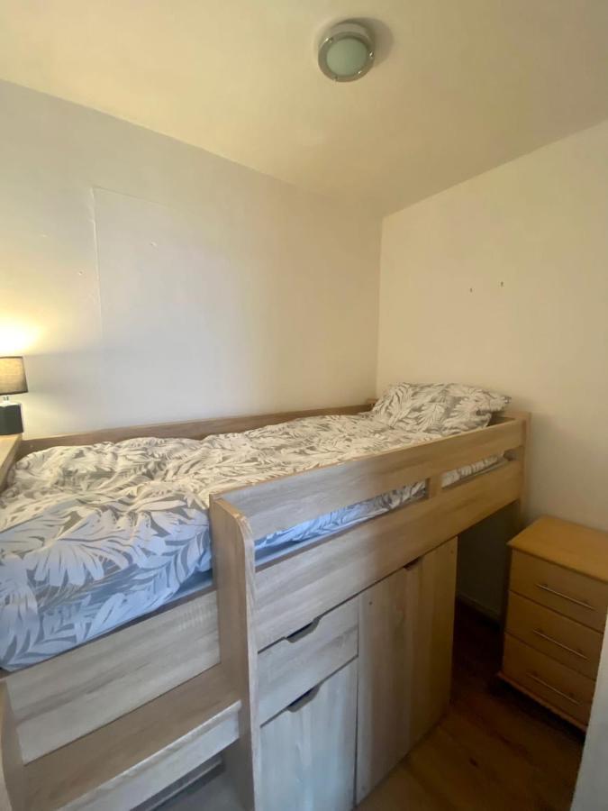 Central Lisburn Duplex Apartment Siren Stays Екстериор снимка