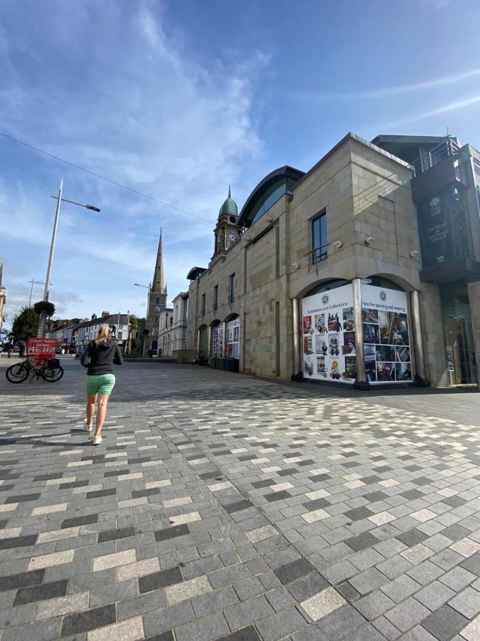 Central Lisburn Duplex Apartment Siren Stays Екстериор снимка
