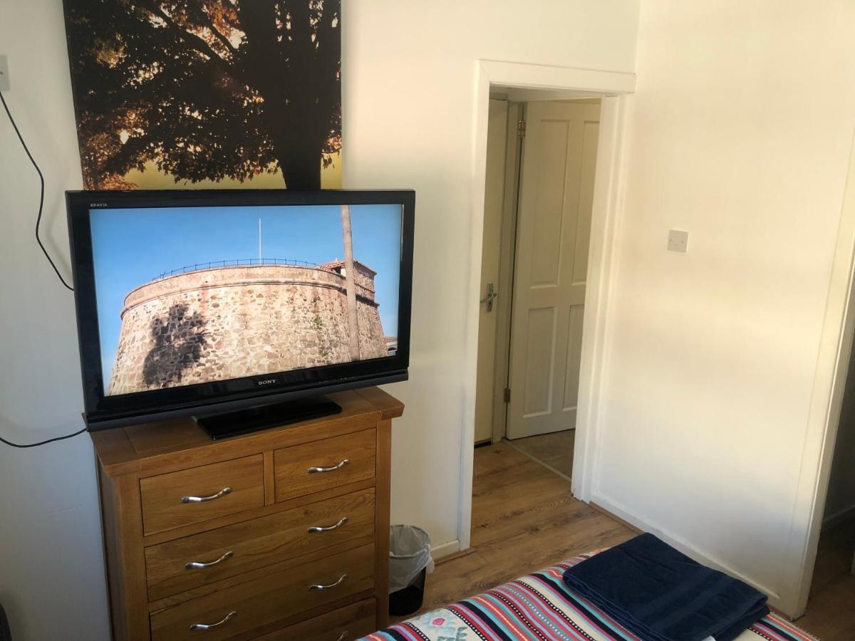 Central Lisburn Duplex Apartment Siren Stays Екстериор снимка
