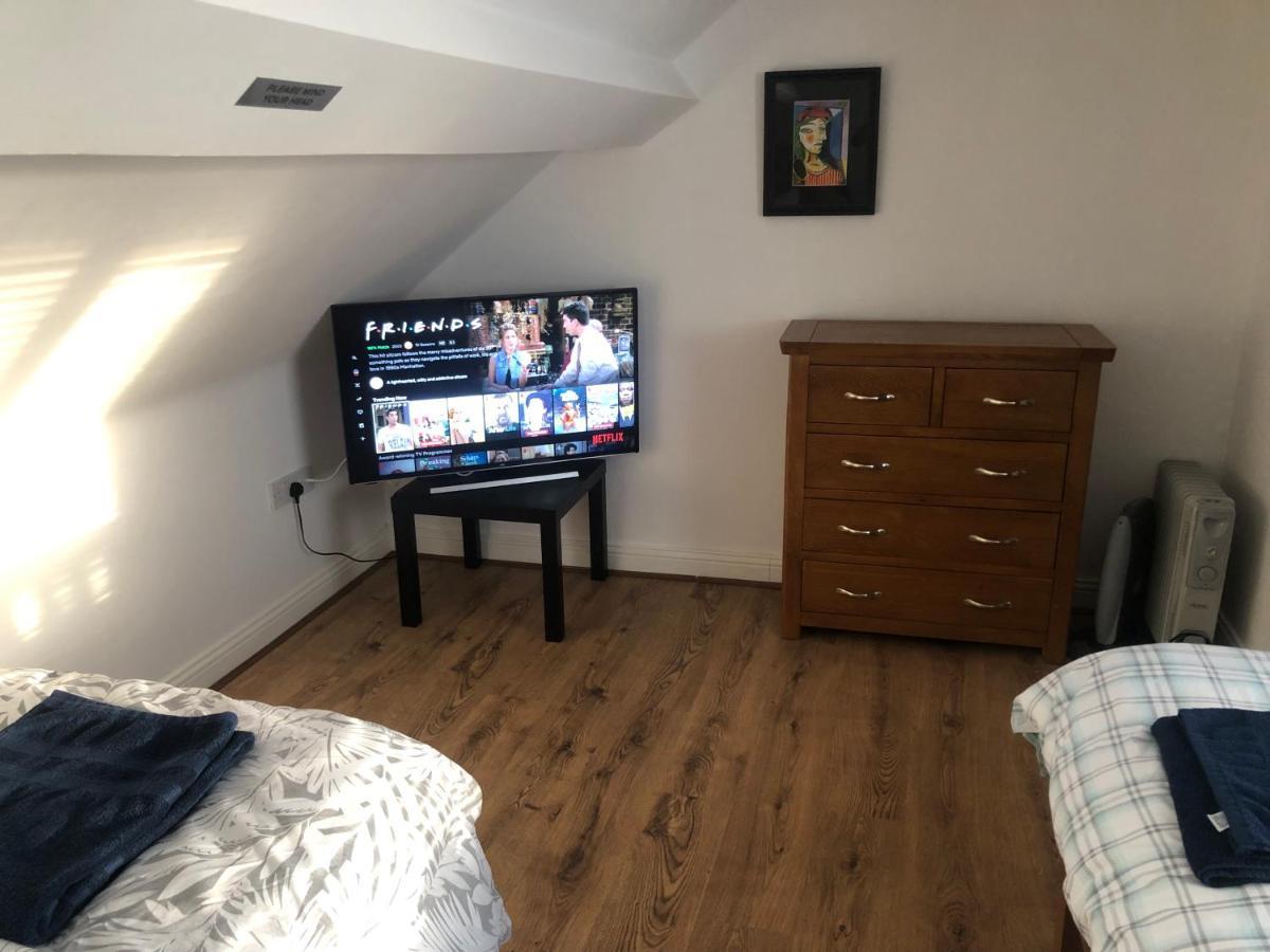 Central Lisburn Duplex Apartment Siren Stays Екстериор снимка