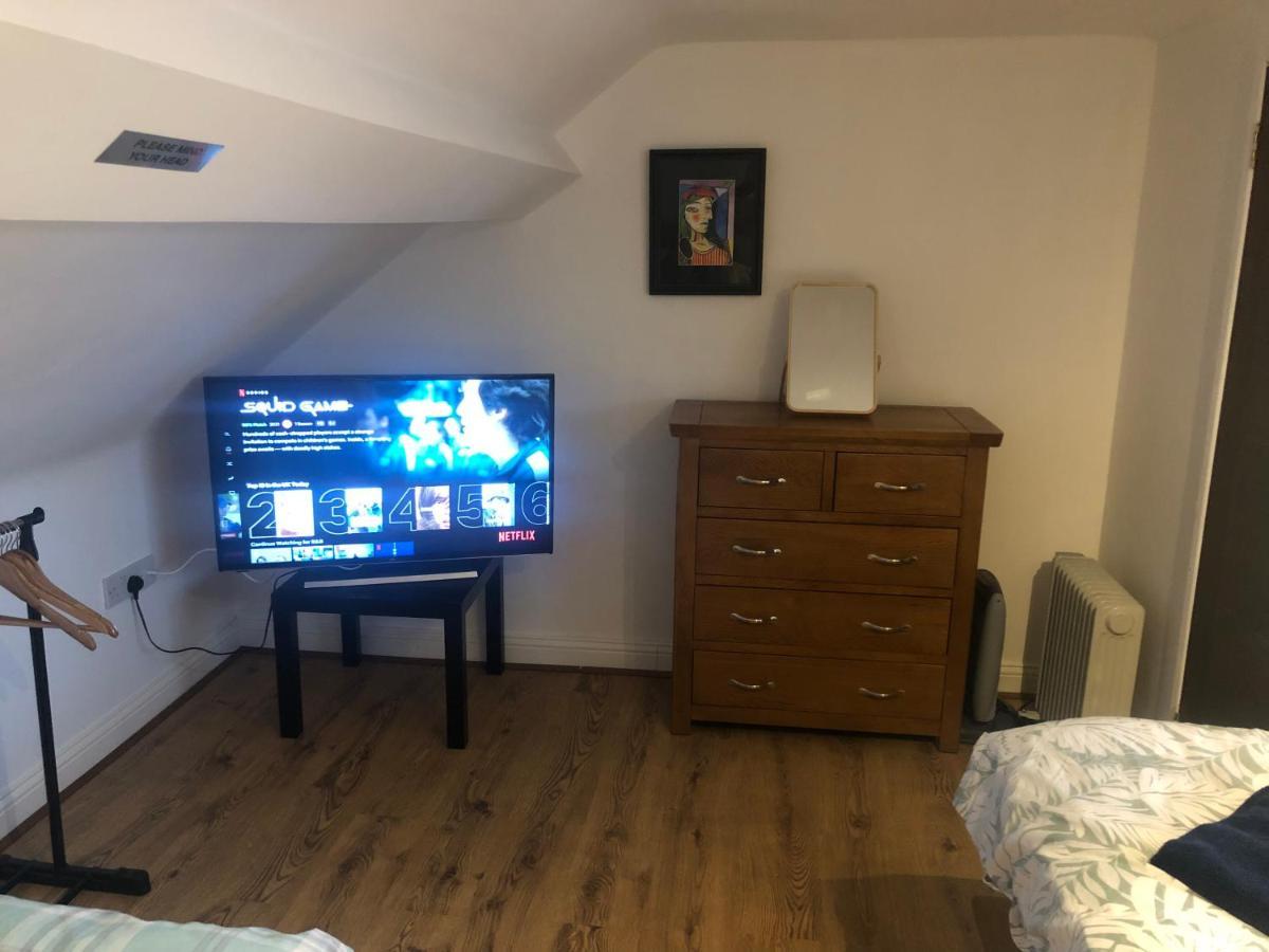 Central Lisburn Duplex Apartment Siren Stays Екстериор снимка